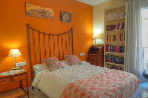 #1020 - Center Family Apartment | Holiday Rentals | Dora Rentals