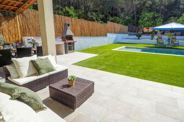 #1043 - Villa Claudia | Holiday Rentals | Dora Rentals