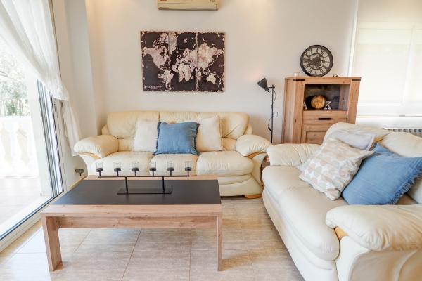 #1065 - Villa Claudia | Holiday Rentals | Dora Rentals