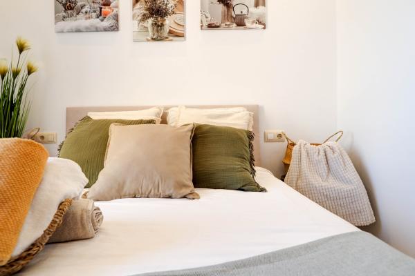 #1077 - Villa Claudia | Holiday Rentals | Dora Rentals