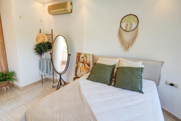 #1098 - Villa Claudia | Holiday Rentals | Dora Rentals