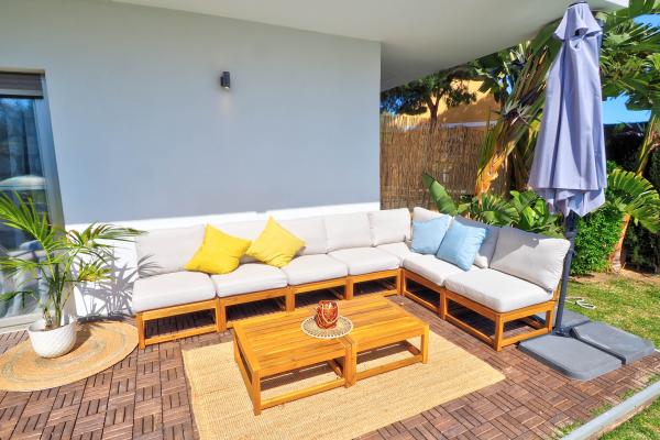 #11 - Villa Serena | Holiday Rentals | Dora Rentals