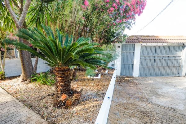 #1106 - Villa Claudia | Holiday Rentals | Dora Rentals