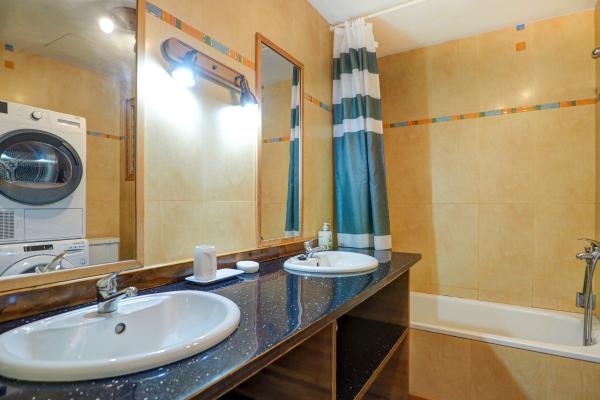 #1127 - Balmins Vibes | Holiday Rentals | Dora Rentals