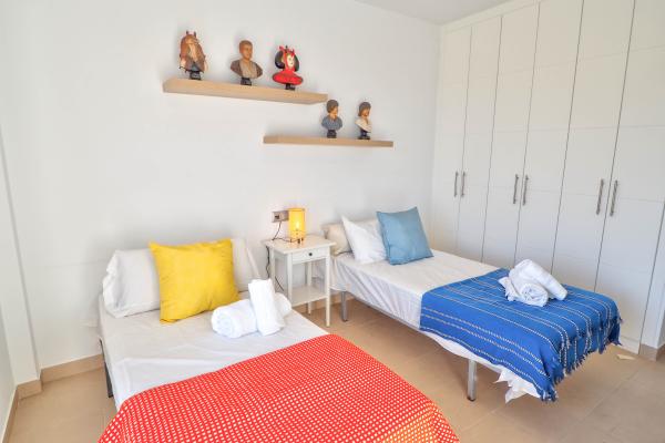 #125 - Villa Serena | Holiday Rentals | Dora Rentals