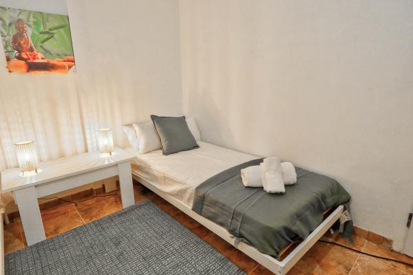 #135 - Villa Serena | Holiday Rentals | Dora Rentals