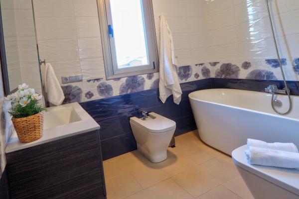 #143 - Villa Serena | Holiday Rentals | Dora Rentals