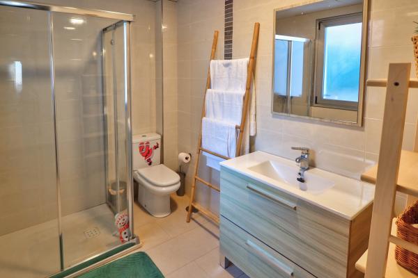 #166 - Villa Serena | Holiday Rentals | Dora Rentals