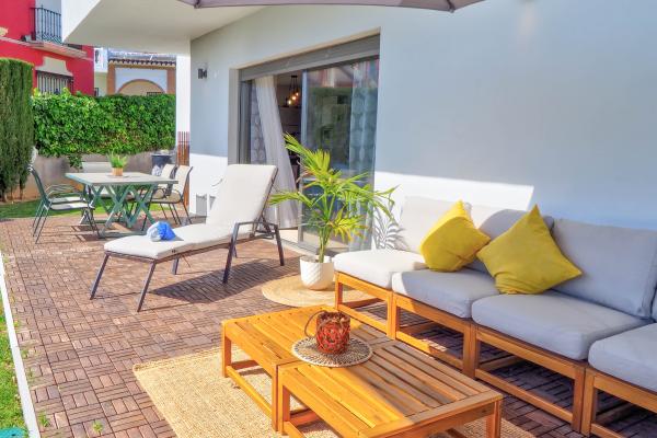 #191 - Villa Serena | Holiday Rentals | Dora Rentals