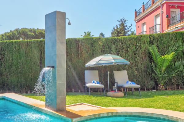 #24 - Villa Serena | Holiday Rentals | Dora Rentals