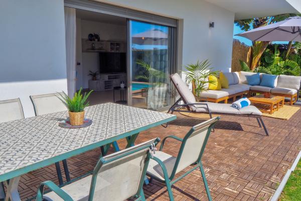 #30 - Villa Serena | Holiday Rentals | Dora Rentals