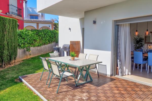 #45 - Villa Serena | Holiday Rentals | Dora Rentals