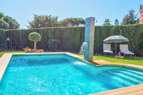 #47 - Villa Serena | Holiday Rentals | Dora Rentals