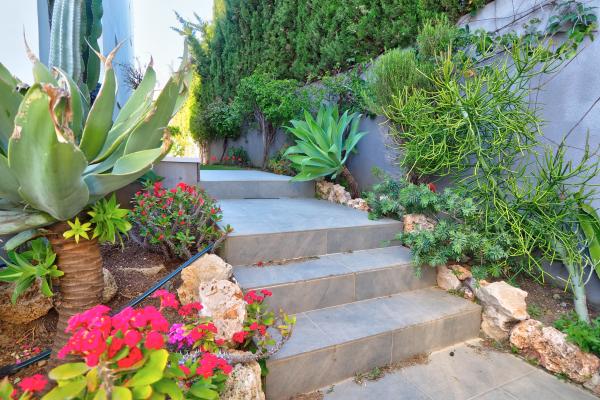 #57 - Villa Serena | Holiday Rentals | Dora Rentals