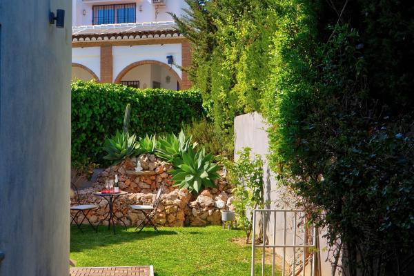 #58 - Villa Serena | Holiday Rentals | Dora Rentals