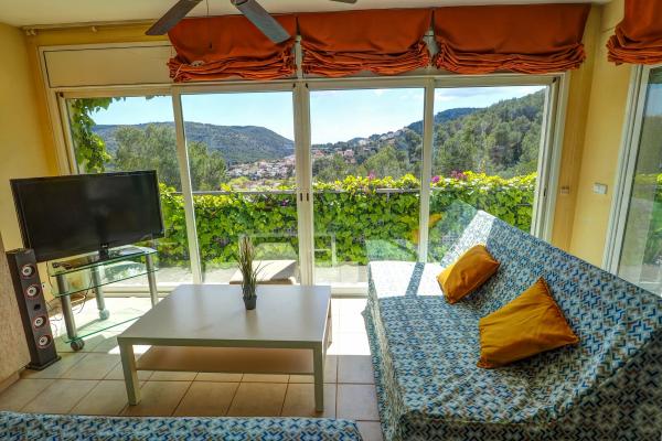 #900 - The Magic Green | Holiday Rentals | Dora Rentals