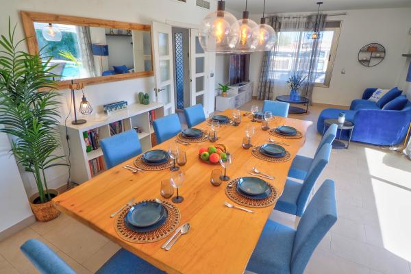#91 - Villa Serena | Holiday Rentals | Dora Rentals