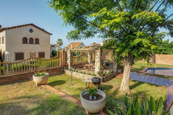 #910 - Villa El Faro | Holiday Rentals | Dora Rentals
