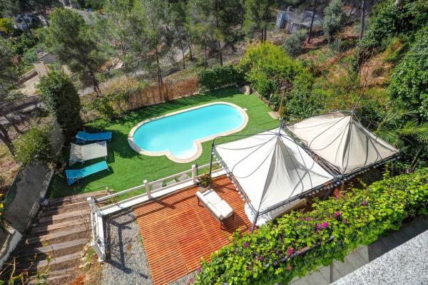 #936 - The Magic Green | Holiday Rentals | Dora Rentals