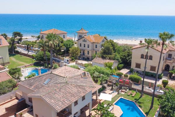 #945 - Villa El Faro | Holiday Rentals | Dora Rentals