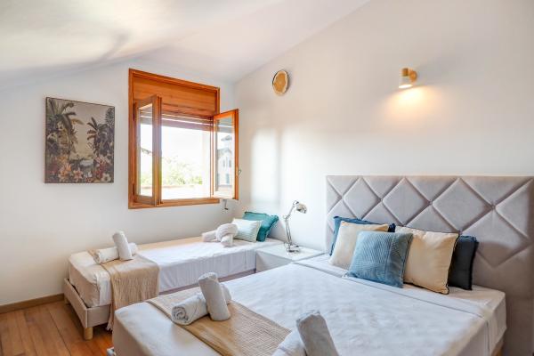 #995 - Villa El Faro | Holiday Rentals | Dora Rentals